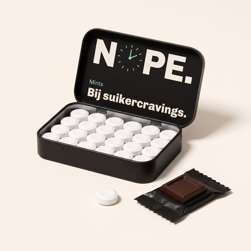 Geopend blikje NOPE. Mints met een blokje pure chocola